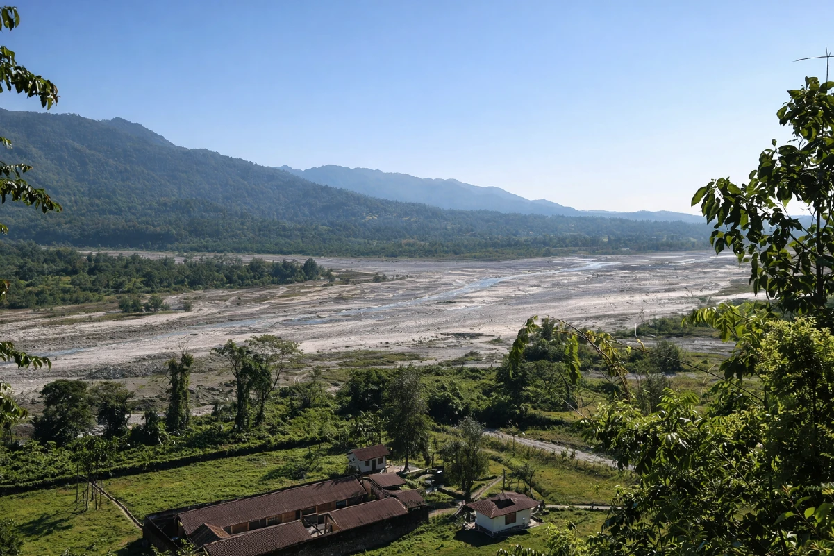 A Peaceful Retreat into Bhutan’s Soul images-04